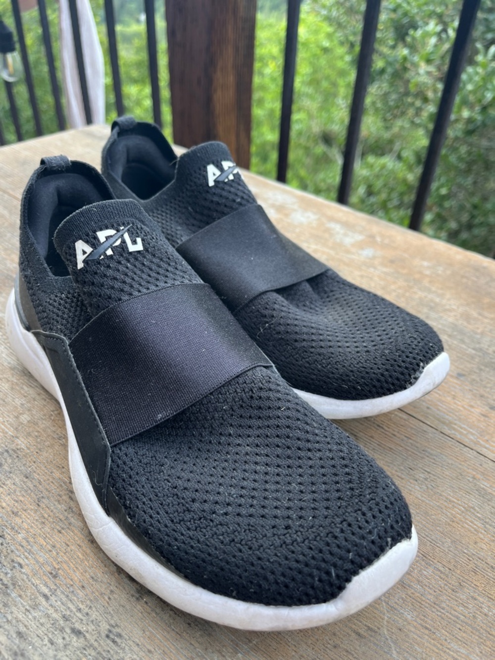 APL Sneakers